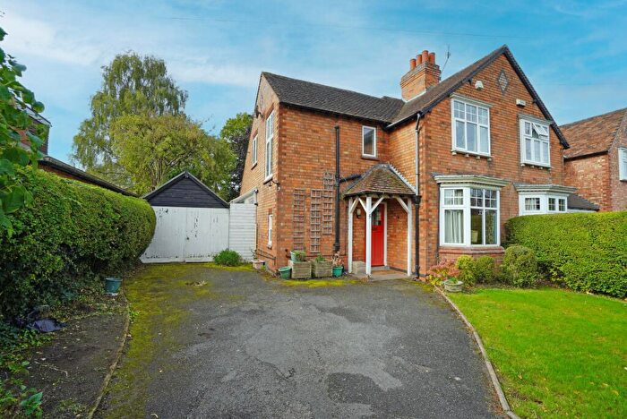 3 Bedroom Semi-Detached House For Sale In Outwoods Drive, Loughborough, LE11