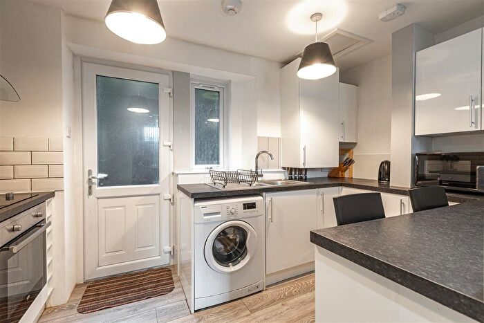 2 Bedroom Flat For Sale In Magdala Terrace, Galashiels, TD1