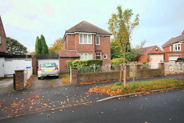 3 Bedroom Detached House To Rent In Rolleston Road, Sheffield S5