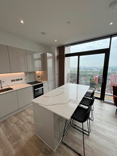 1 Bedroom Duplex To Rent In Queen Street, Manchester, Greater Manchester, M3