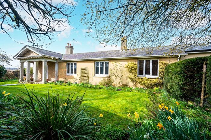 3 Bedroom Bungalow For Sale In Oxted Road, Godstone, RH9