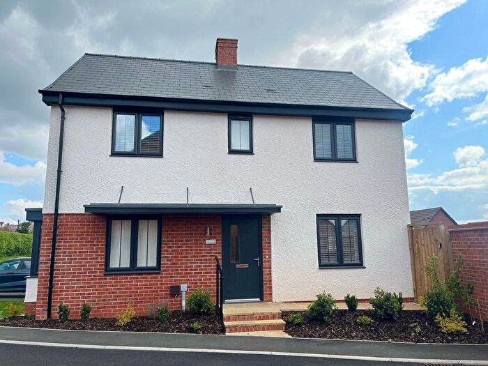 3 Bedroom Detached House To Rent In Crabtree Hill Drive, Derby, Derbyshire, DE22