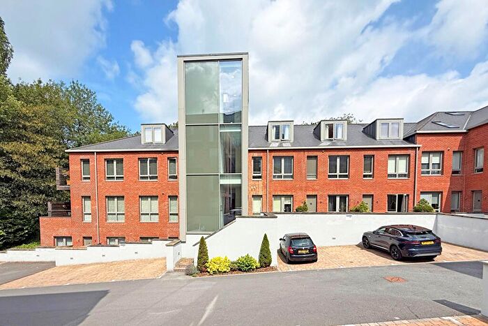 2 Bedroom Flat For Sale In Springfield Avenue, Springfield Court Springfield Avenue, HG1