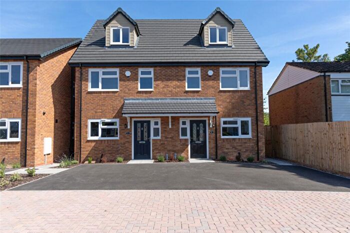3 Bedroom Semi Detached House For Sale In Common Lane, Birmingham, B26