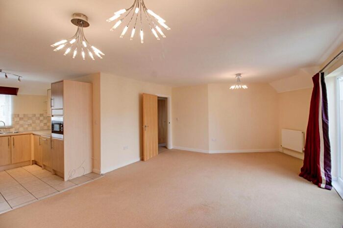 2 Bedroom Flat For Sale In Flawn Way, Eynesbury, PE19