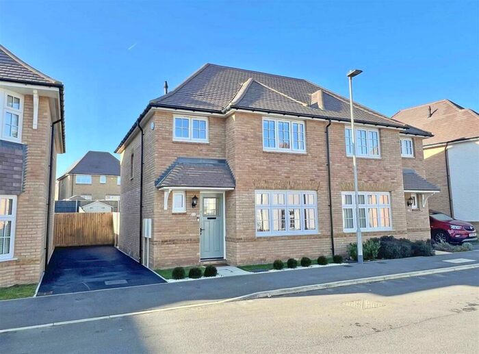 3 Bedroom Semi-Detached House For Sale In Dowsett Drive, Silver End, Witham, CM8