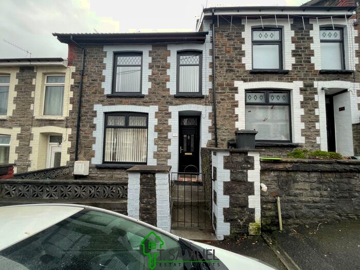 4 Bedroom Terraced House To Rent In Bailey Street, Mountain Ash, CF45