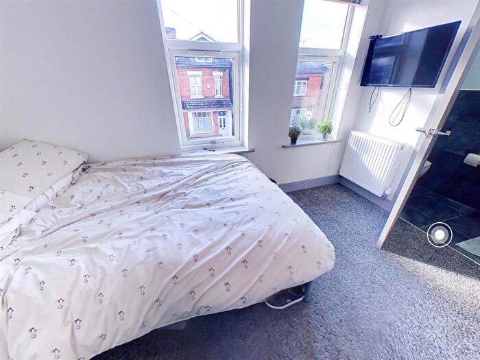6 Bedroom House To Rent In Teignmouth Road, Birmingham, West Midlands, B29