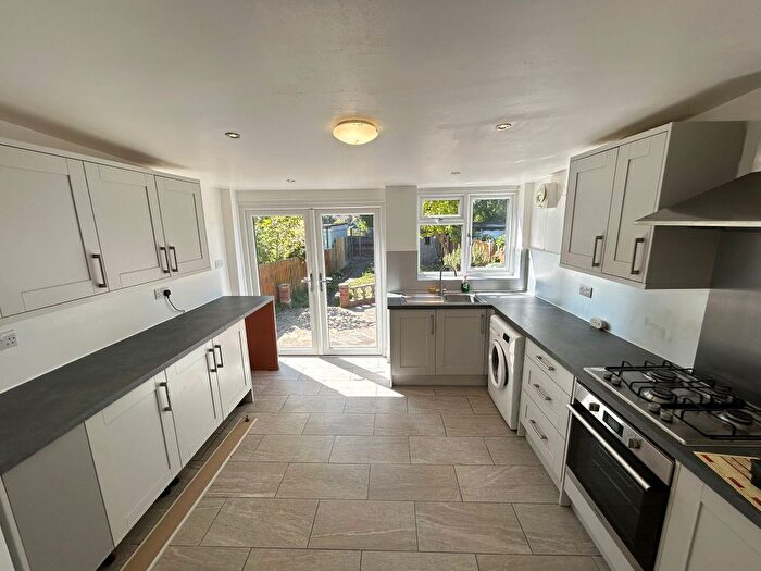 2 Bedroom End Terrace House To Rent In Kent Road, Dagenham, RM10