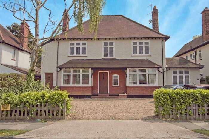 2 Bedroom Apartment To Rent In King Edwards Road, Ruislip, HA4