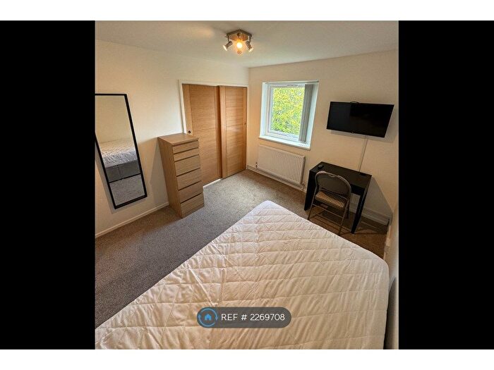 3 Bedroom Flat To Rent In Malthouse Court, Ormskirk, L39