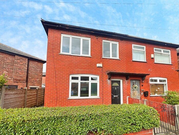 3 Bedroom Semi-Detached House For Sale In Chilham Road, Walkden, M28
