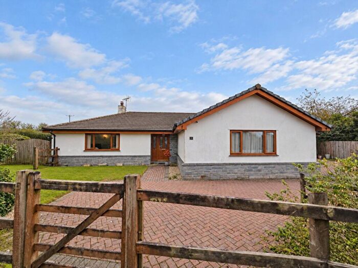 3 Bedroom Bungalow For Sale In Trehaze-Na-Close, Marshgate, Camelford, Cornwall, PL32