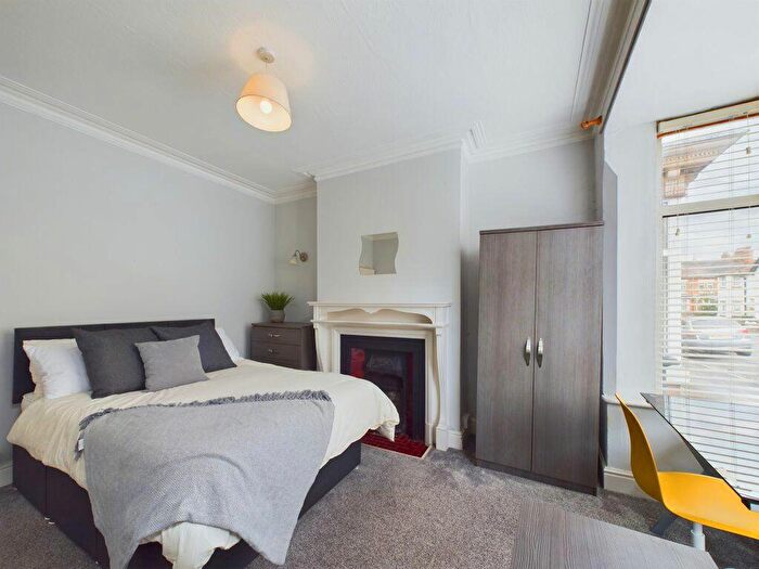 4 Bedroom House Of Multiple Occupation To Rent In Caldwell Street, Loughborogh - All Inclusive, LE11