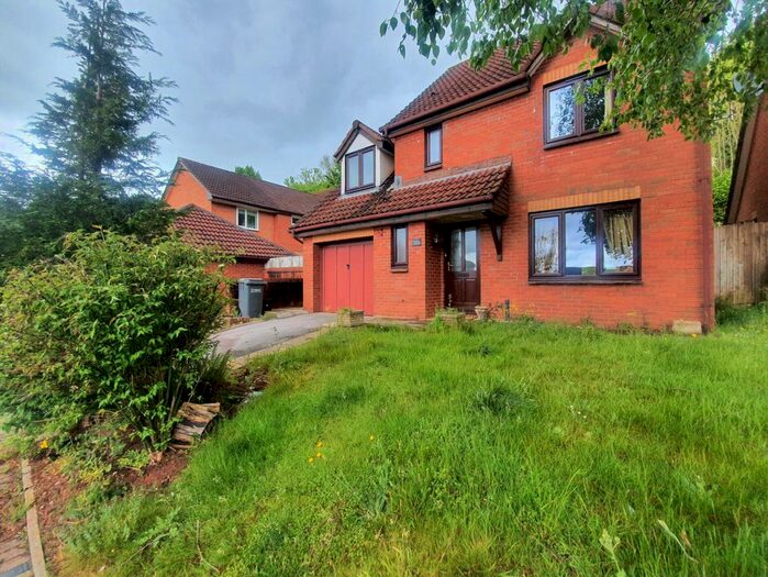 4 Bedroom Detached House To Rent In Heron Way, Torquay, TQ2