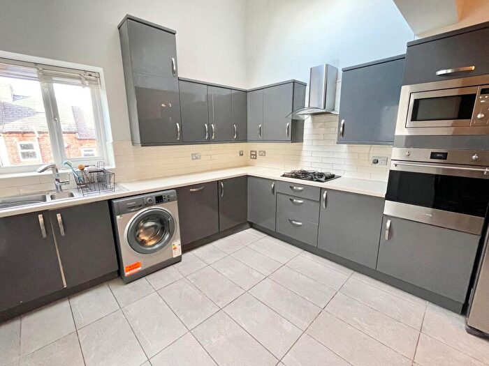 4 Bedroom House To Rent In Penrhyn Road, Sheffield, S11