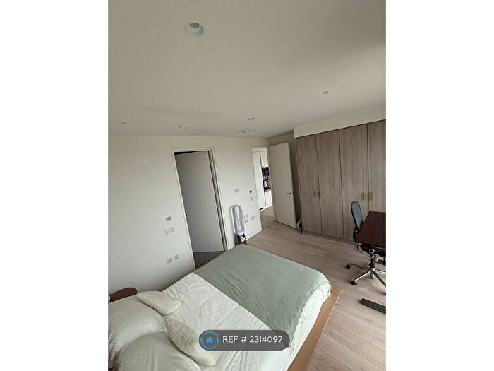 2 Bedroom Flat To Rent In City Road, London, EC1V