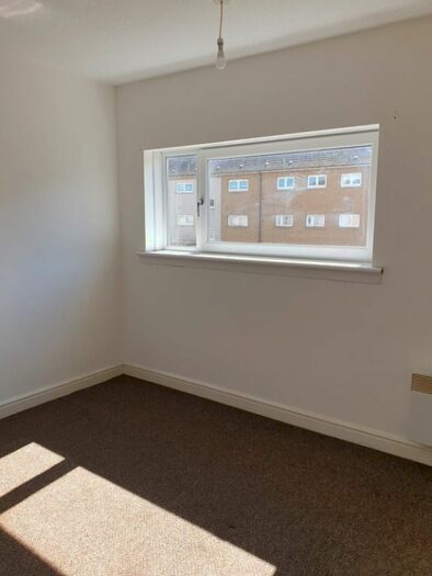 2 Bedroom Flat To Rent In Paxstone Crescent, Harthill, North Lanarkshire, ML7