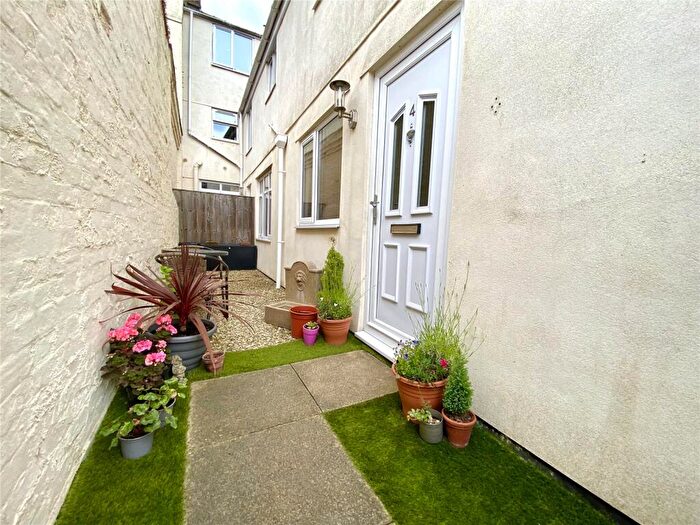 1 Bedroom Apartment To Rent In Newport Street, Old Town, Swindon, Wiltshire, SN1