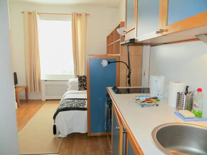 Studio To Rent In Fulham Palace Road, Hammersmith, London, W6