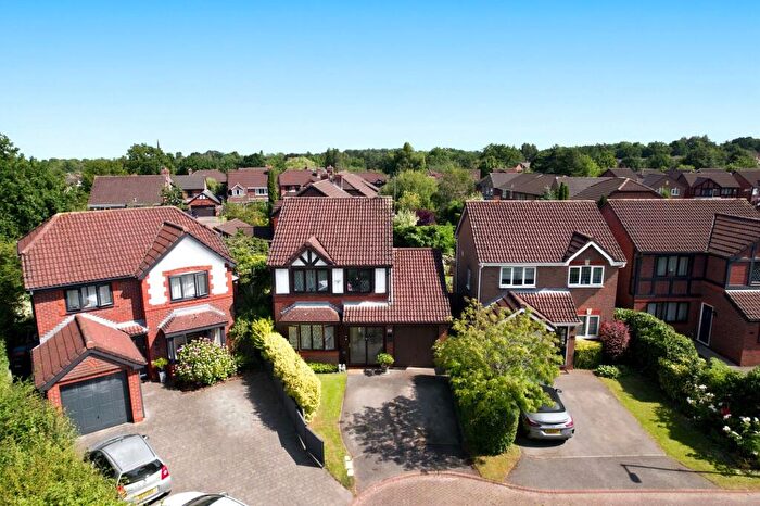3 Bedroom Detached House For Sale In Pulford Close, Kingsmead, CW9