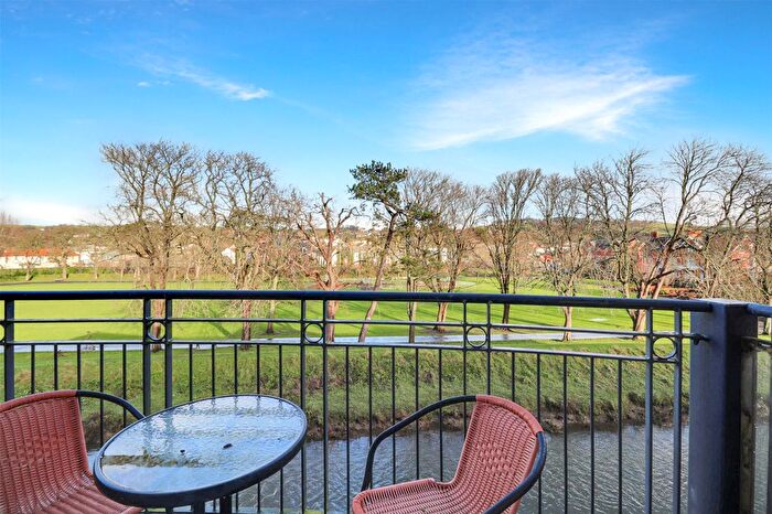 2 Bedroom Flat For Sale In Mills Way, Barnstaple, Devon, EX31