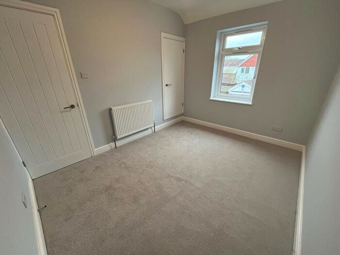 2 Bedroom End Of Terrace House To Rent In Station Road, Northfield, B31