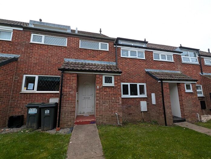 3 Bedroom Terraced House For Sale In Chaytor Court, Darlington, DL3