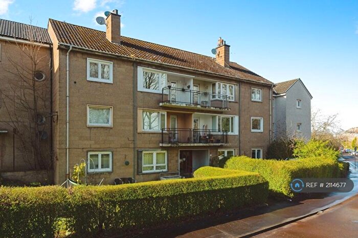 2 Bedroom Flat To Rent In Mossgiel Road, Glasgow, G43