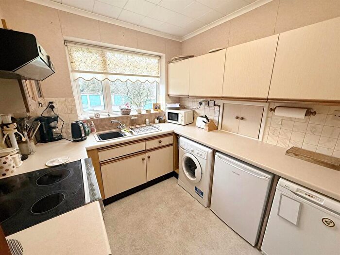 2 Bedroom Flat For Sale In Denston Court, Vesey Close, Sutton Coldfield, B74