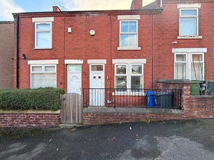 2 Bedroom Terraced House To Rent In Central Street, Chesterfield, Derbyshire, S41