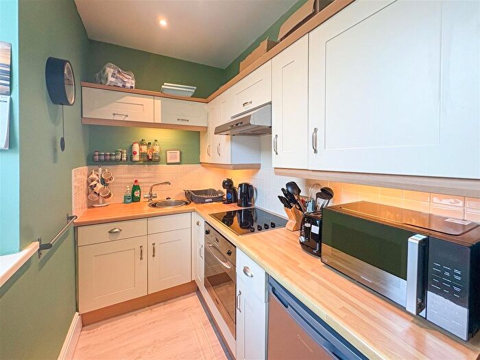1 Bedroom Flat For Sale In Coverack, Helston, TR12
