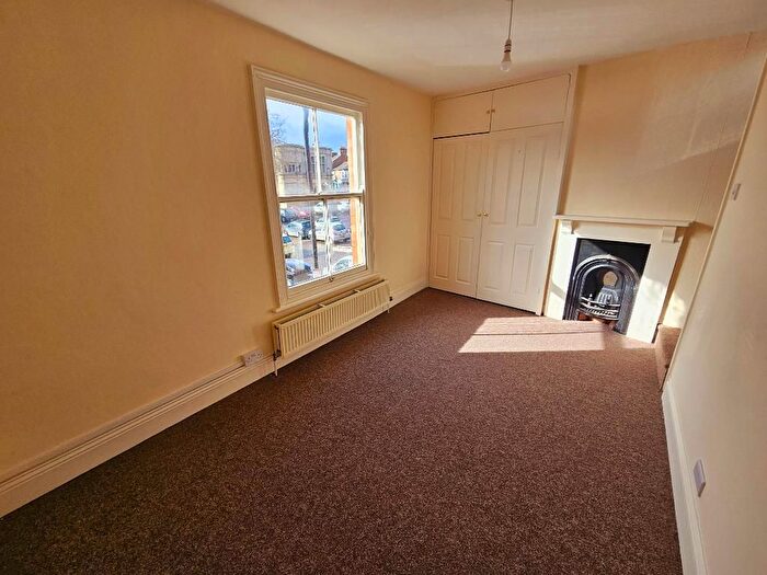 4 Bedroom Property To Rent In Market Hill, Rothwell, Northants, NN14