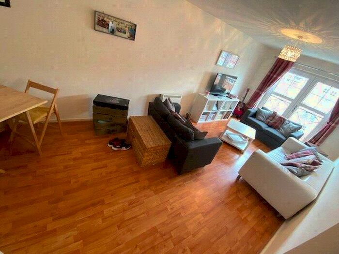 2 Bedroom Apartment To Rent In Oriole House, Fog Lane, Burnage, Manchester, M19