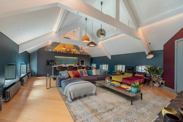 1 Bedroom Apartment To Rent In Flat, Waterfront House, Lower Bristol Road, Bath, BA2