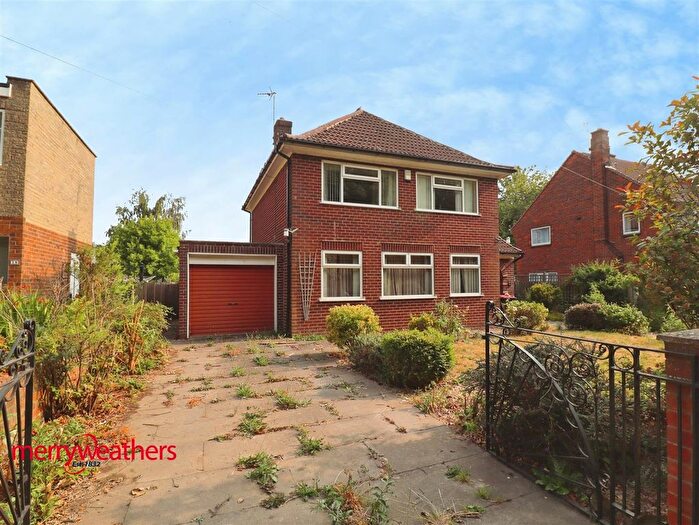 3 Bedroom Detached House For Sale In Lilly Hall Road, Maltby, Rotherham., S66