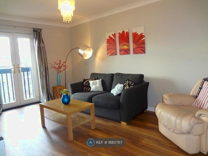 1 Bedroom Flat To Rent In Chopwell Close, Stratford, E15
