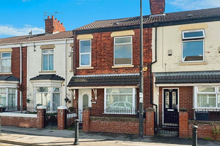3 Bedroom Terraced House For Sale In New Bridge Road, Hull, HU9