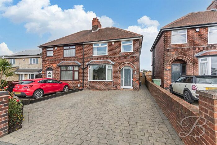 3 Bedroom Semi-Detached House For Sale In Shuttlewood Road, Bolsover, Chesterfield, S44