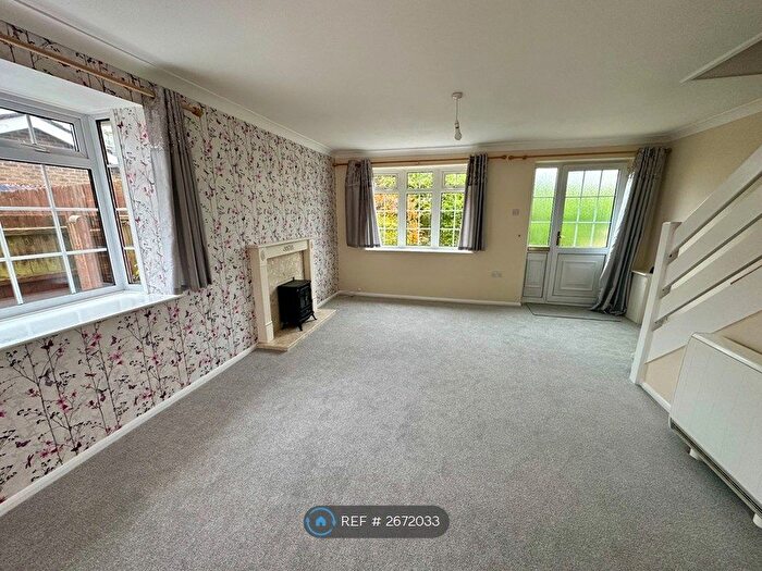 3 Bedroom End Terrace House To Rent In Owls Road, Verwood, BH31