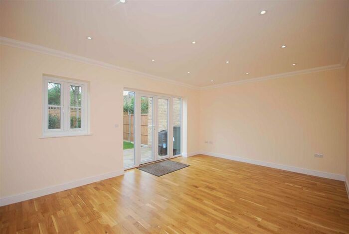 2 Bedroom Semi-Detached House To Rent In Latimer Road, Teddington, TW11