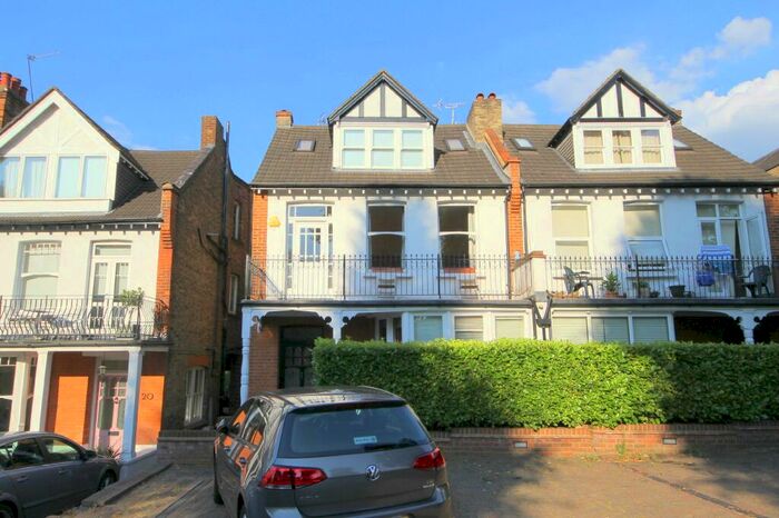 2 Bedroom Flat To Rent In Eversley Park Road, Winchmore Hill, N21