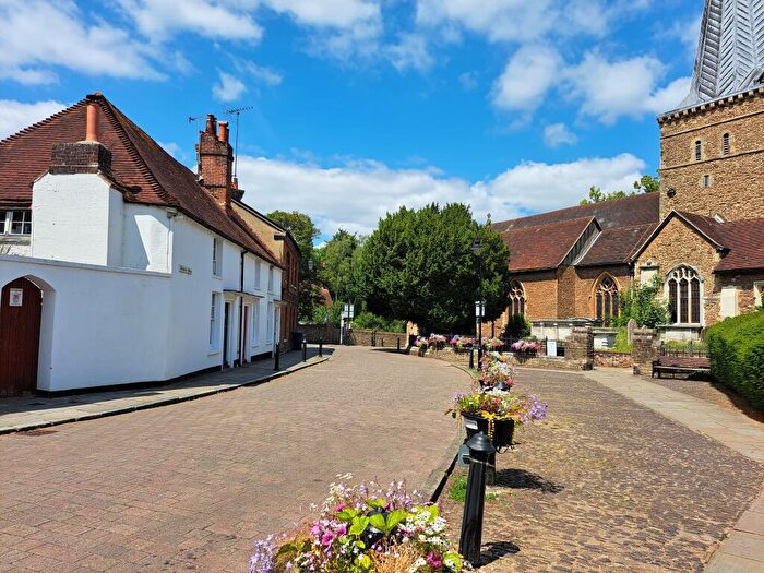 2 Bedroom End Of Terrace House For Sale In Church Street, Godalming, GU7
