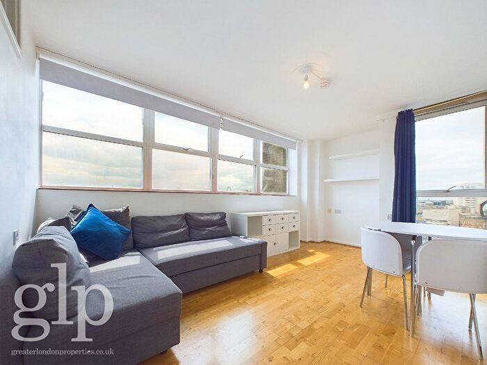 1 Bedroom Flat To Rent In Macklin Street, London, WC2B