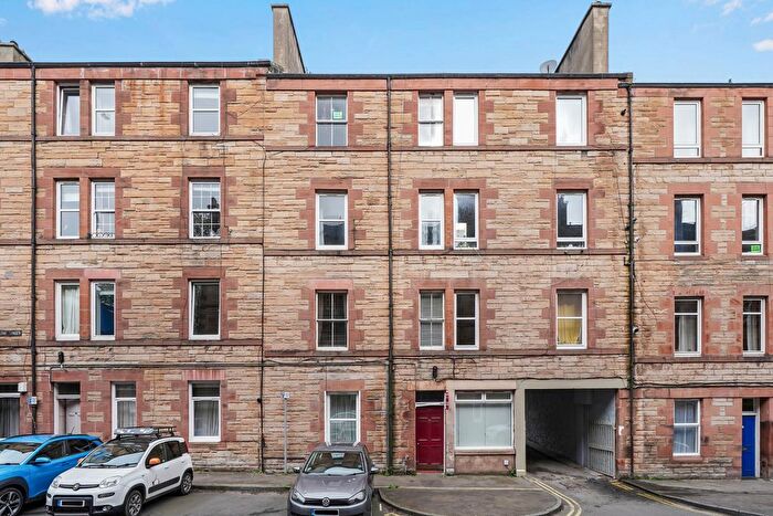 2 Bedroom Flat For Sale In / Milton Street, Abbeyhill, Edinburgh, EH8