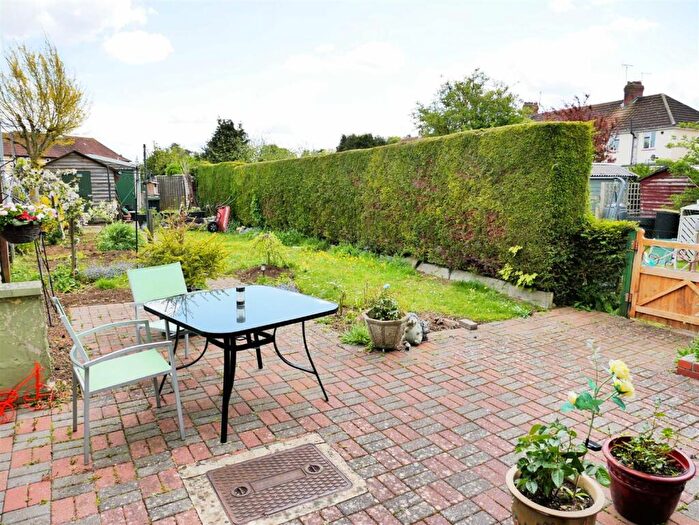 2 Bedroom Terraced House For Sale In North Way, Calne, SN11