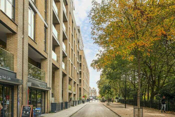 2 Bedroom Flat To Rent In Goldsmiths Row, London, E2