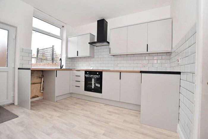 2 Bedroom Semi-Detached House To Rent In Hope Street, Brampton, Chesterfield, S40