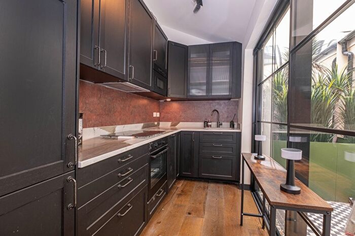 2 Bedroom Terraced House To Rent In Thames Street, Sunbury-On-Thames, TW16