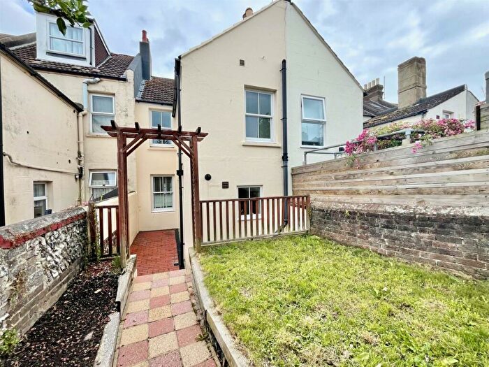 2 Bedroom Terraced House For Sale In Lewes Road, Newhaven, BN9